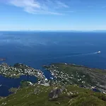 Luxury With Sauna Βίλα Sørvågen