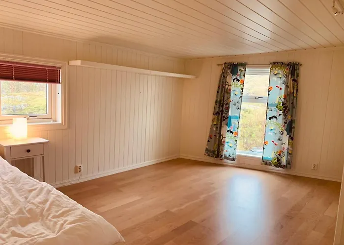 Luxury With Sauna Villa Sørvågen